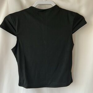 Lulu’s Women's Black Crop Top